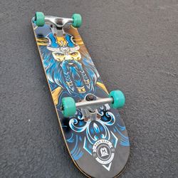 Madd Gear Complete Skateboard – Great Condition