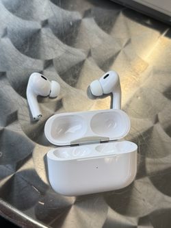 Apple AirPods Pro (2nd Gen) – Like New, Original Box