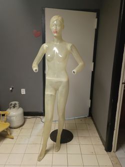 Mannequin full size