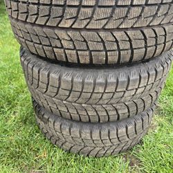 Bridgestone Blizzak WS60 215/60/R15 94R 3tires W/rims