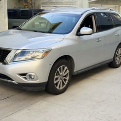 2015 Nissan Pathfinder