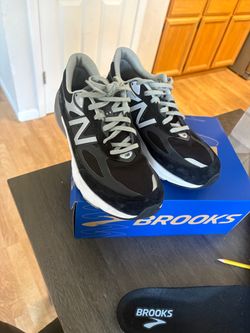 New Balance 990 size 10