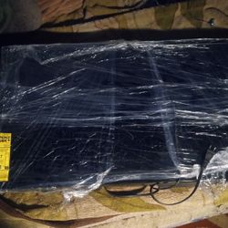 32 Inch TV 