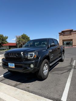 Toyota Tacoma Double Cab Pickup Truck