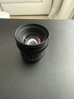 Rokinon Cine Lens 50mm 1.5 EF Mount