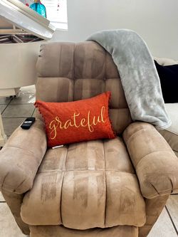 Couch recliner