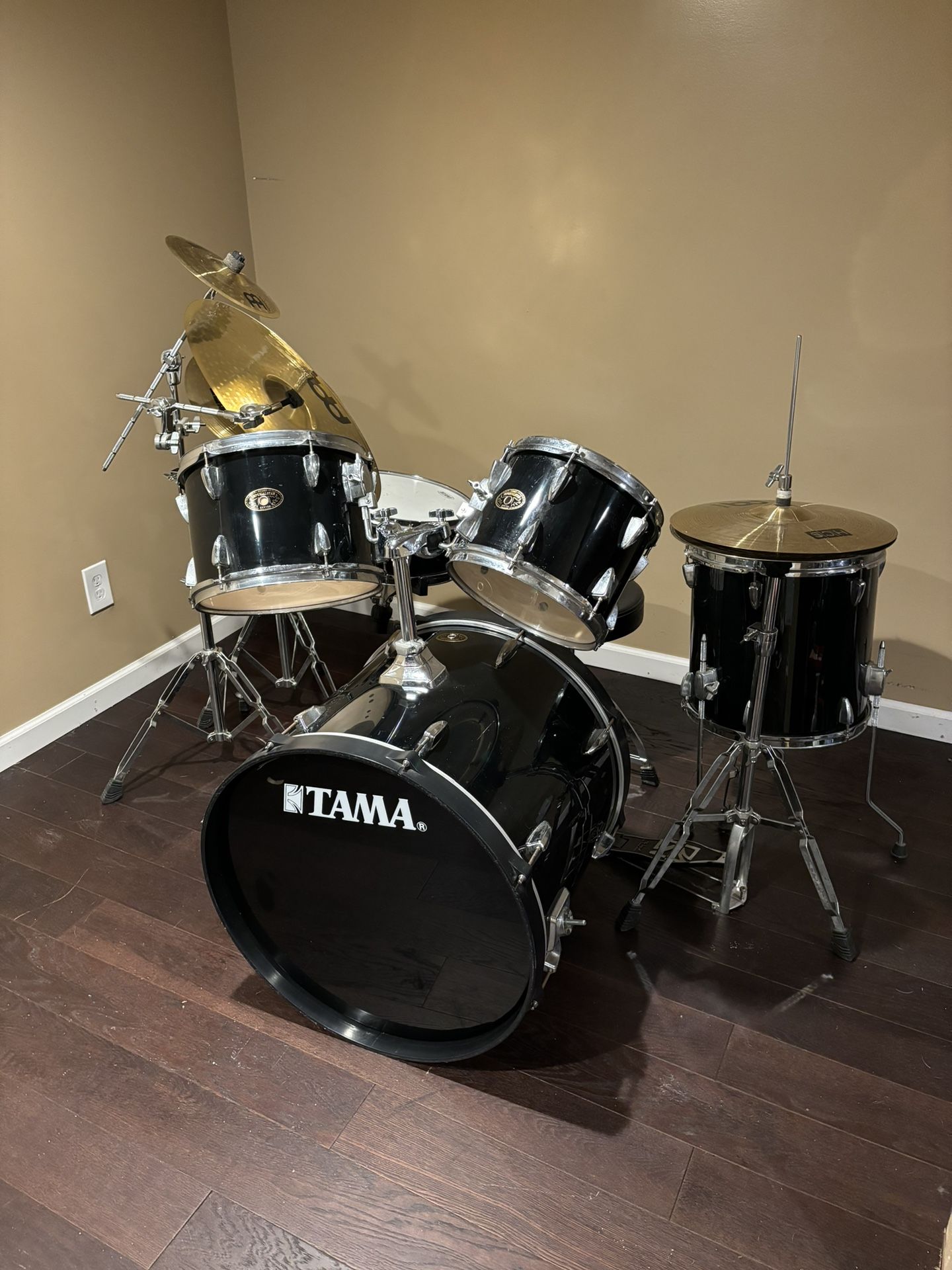 Tama Drum Set