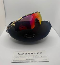 cammo oakley shades