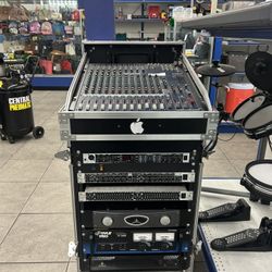 Yamaha Mixing Board 