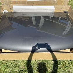 Hood Off A 2000 Chevy 1(contact info removed).   *like New*