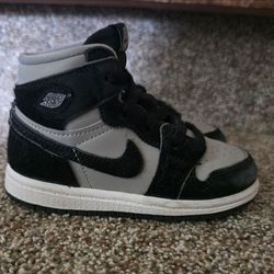 Toddler Jordan 1 Retro High OG Twist 2.0 Size 8C