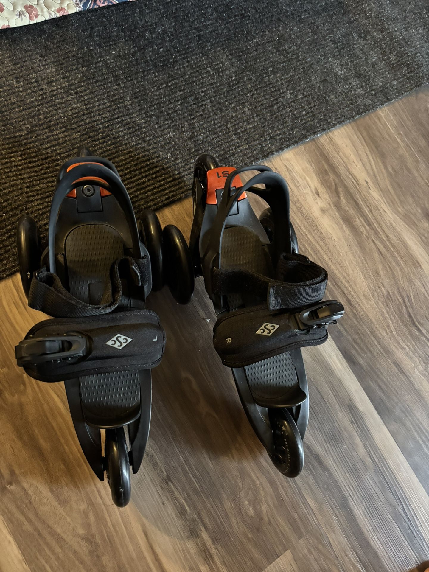 Skates