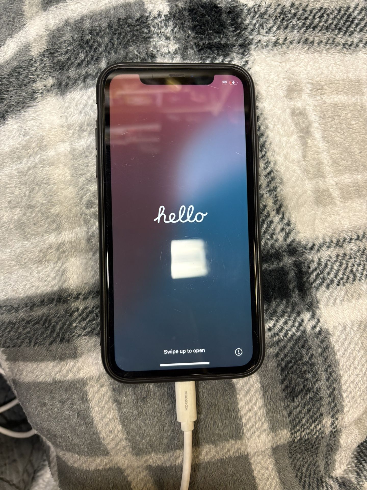 iPhone 11(2 Free Cases + Charger)
