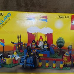 Lego 6060 Knights Challenge Vintage Set 