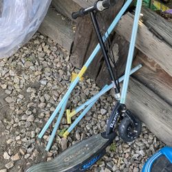 Razor scooter works great just needs charger