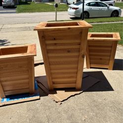 27 Inch Wood Flower planter For Outdoor Or Indoor Garden