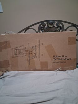 Full motion tv wall mount