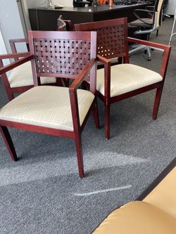 4 QUALITY OFFICE CHAIRS. $150