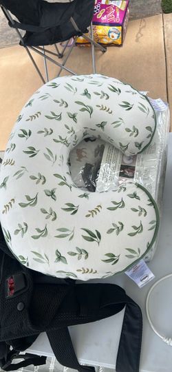 Boppy Nursing Pillow with Slipcover