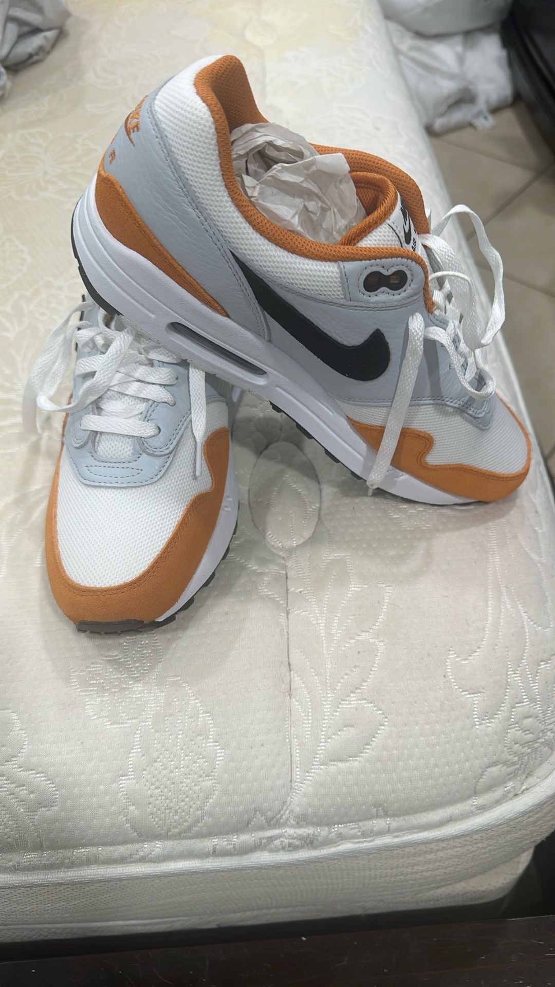 Nike Air Max Ones