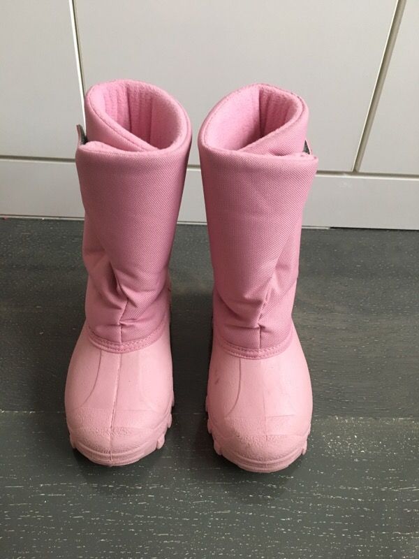 Trundra Light Pink Snow Boot - Size 12 toddler