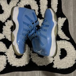 Jordan 11s Pantone Size 8.5
