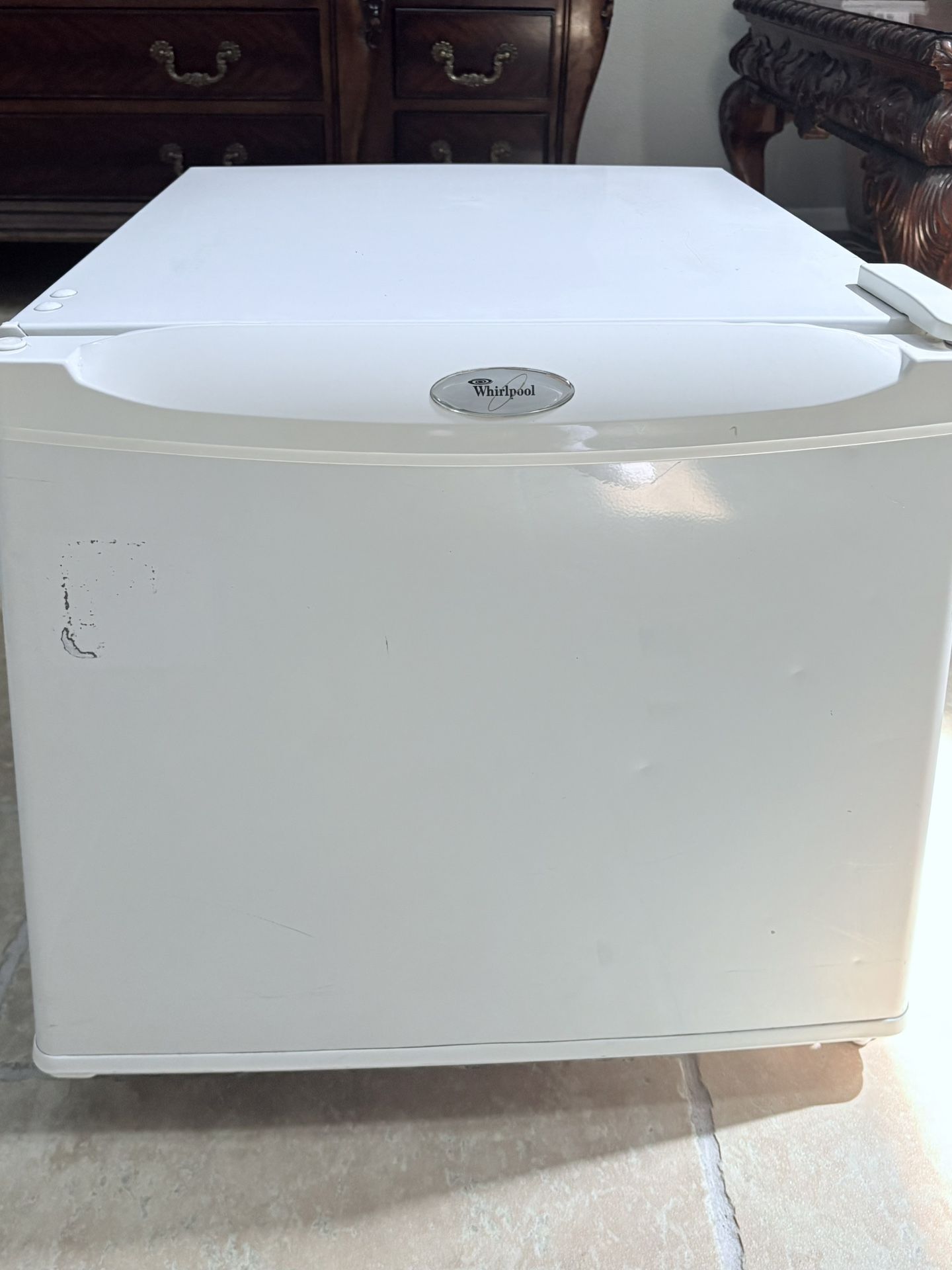 Whirlpool Mini Fridge