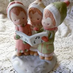 Vintage Betsy Clark " The Sweetest Sound Of Christmas Is The Harmony Of Friends " Figurine