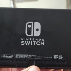 Nintendo  Switch 