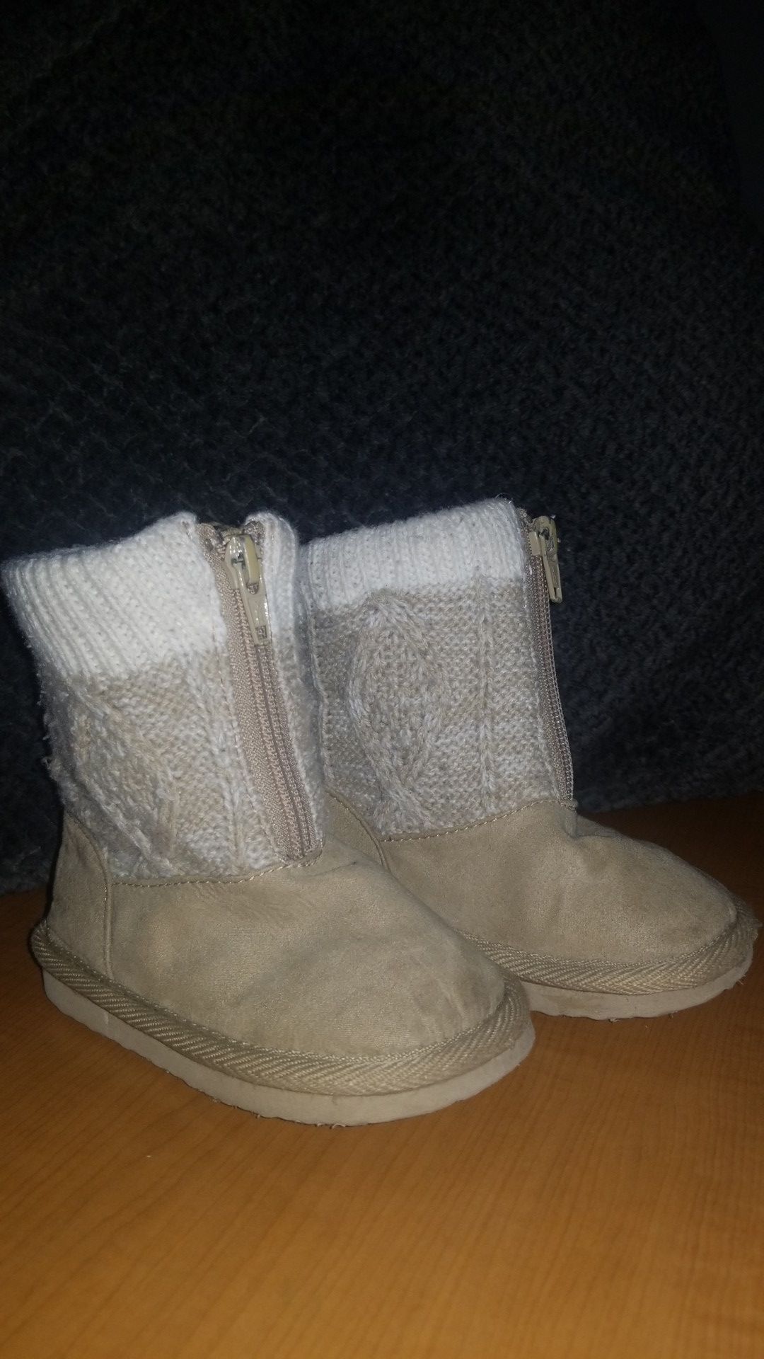 Size 5 childrens girls winter boots