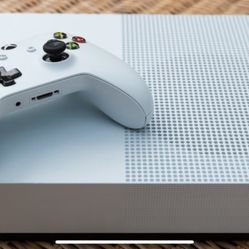Xbox One S White 