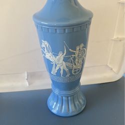 12" VINTAGE LIGHT POWDER BLUE DECANTER~GRECO-ROMAN ART~D-334 119 60 1