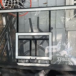 Spalding Basketball Hoop