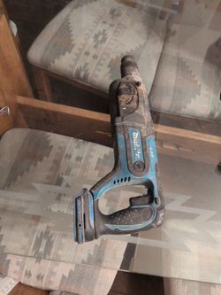 Makita 18v rotary hammer