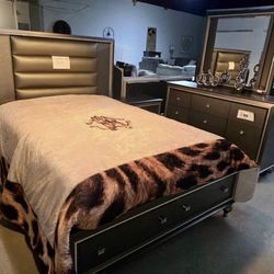LUXURY QUEEN BEDROOM SET 🔥 🚚