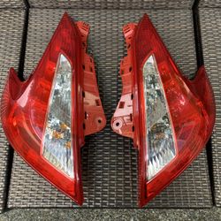 Nissan OEM 370Z Tail Light Assembly (Left And Right)