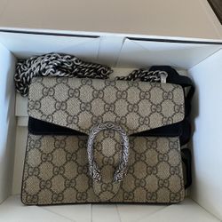 Gucci DIONYSUS GG SUPREME MINI BAG