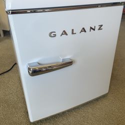 GALANZ Retro Mini Fridge 1.7cubic