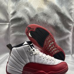 Air Jordan 12 Cherry