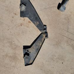 bed extender brackets.