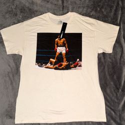 Muhammad Ali Graphic T-Shirt White New with Tags