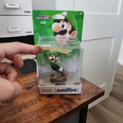Luigi Super Smash Bros Nintendo amiibo Figure New