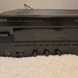 Yamaha RX-V395 Natural Sound AV Receiver