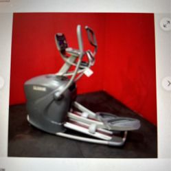 Octane Fitness Elliptical Trainer