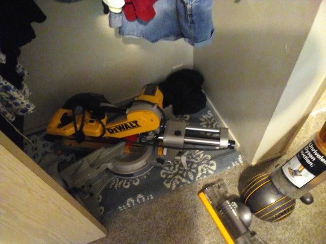 DeWalt Compound Miter Saw 12 Blad Double Bev