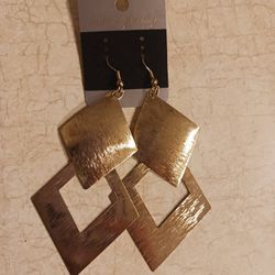 Aretes De Fantasía.  Dorados