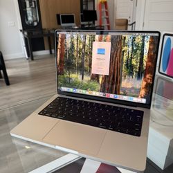 Apple 14" MacBook Pro M4 Pro Chip 48GB Ram 512SSD! BLACK FRIDAY DEAL!