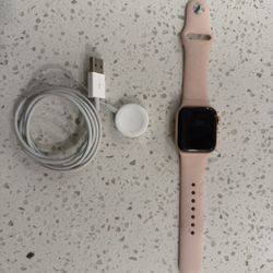 APPLE WATCH SE 2nd GEN ( GPS + CELLULAR ) ALUMINUM 40 MM 