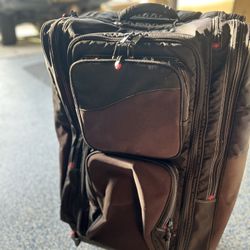 Scuba Diver’s Travel Luggage
