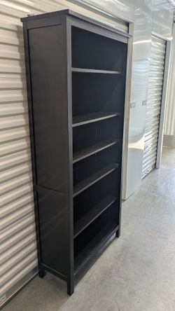 IKEA Hemnes adjustable shelve. Free delivery 👍